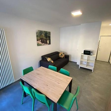 Casa Mattia Lägenhet Bellano Exteriör bild