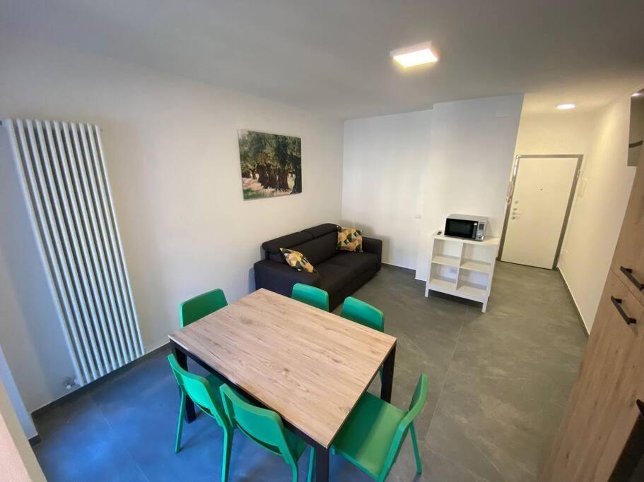 Casa Mattia Lägenhet Bellano Exteriör bild