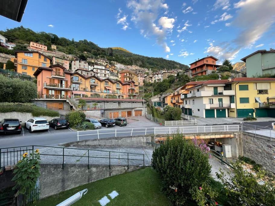 Casa Mattia Lägenhet Bellano Exteriör bild